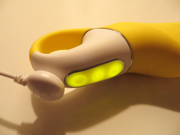 Satisfyer Yummy Yellow Vibrator with easy charging point.